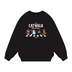 SWEATER CATWALK