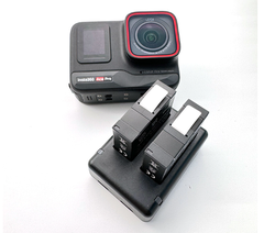 Hộp sạc và Pin Insta360 Ace Ace Pro dung lượng cao thay thế pin theo máy