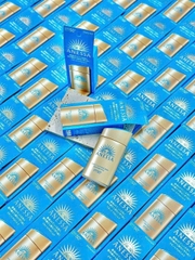 KEM CHỐNG NẮNG ANESSA