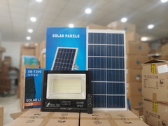 Đèn năng lượng mặt trời NP-300, Công suất 300W