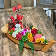 Nihon Yonten Sashimi