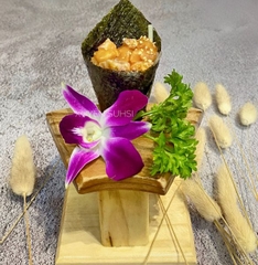 Sake Spicy Temaki