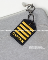 Móc khoá thêu hình ôm viền Captain Nam 28 theo yêu cầu