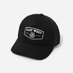 Dự án Nón trucker đồng phục patch da kết hợp thêu & in East West Brewing theo yêu cầu