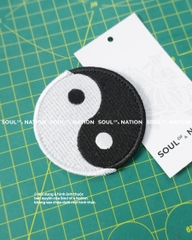 Patch thêu hình ôm viền Thái cực theo yêu cầu
