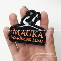 Móc khoá thêu gradient hình ôm viền Mauka Warriors Luau theo yêu cầu