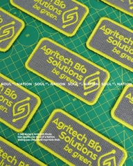 Patch thêu hình ôm viền Agritech Bio theo yêu cầu