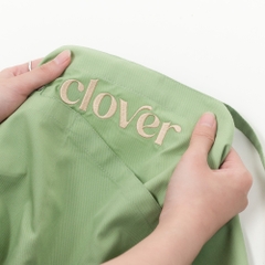 Dự án Tạp dề đồng phục thêu Clover Coffee theo yêu cầu