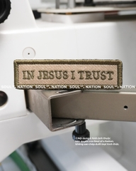 Patch thêu hình chữ nhật IN JESUS I TRUST theo yêu cầu
