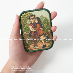 Patch thêu hình ôm viền Cặp đôi theo yêu cầu