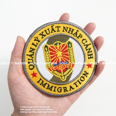 Patch thêu hình ôm viền Quản Lý Xuất Nhập Cảnh theo yêu cầu