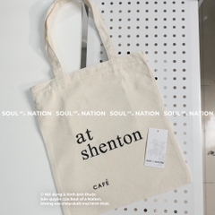 Dự án Túi tote thêu theo yêu cầu At Shenton Café