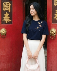 Áo Thun Thêu Ruy Băng Thủ Công - Chim Sẻ Nhành Mai 2025