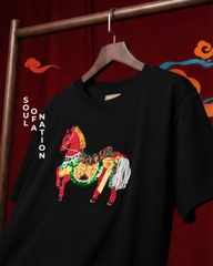 Áo Thun Thêu Ruy Băng Thủ Công - Xích Mã Đông Hồ