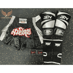 COMBO TẬP BOXING CƠ BẢN GĂNG BOXING + BĂNG ĐA + QUẦN MUAY + TẤT BẢO VỆ - ĐEN
