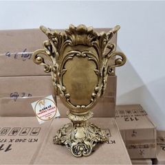 Bình cắm lông công phong thủy chất liệu Composite