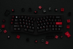 Bộ keycap JKDKeys KM Crimson Heartbreak (Cherry profile / PBT Dyesub)