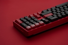 Bộ keycap JKDKeys KM Crimson Heartbreak (Cherry profile / PBT Dyesub)
