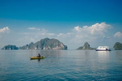 Khám phá vịnh Phang Nga và Hong Island bằng tàu cao cấp về đêm (Starlight in Hong Island)_Optional Tour