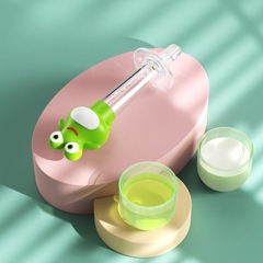 Dụng Cụ Ống Bón Thuốc Nhỏ Giọt Hình Ếch Silicone Chống Sặc