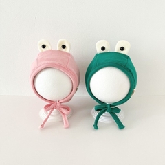 NÓN COTTON MẮT ẾCH CÓ DÂY ĐEO DỄ THƯƠNG CHO BÉ