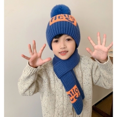 NÓN LEN MỘT QUẢ BÔNG KÈM KHĂN CỔ GIỮ ẤM ĐÁNG YÊU CHO BÉ