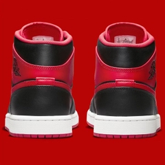 Jordan 1 Mid Black Fire Red DQ8426 060
