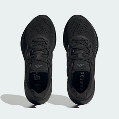 Pureboost 23 All Black IF2394
