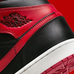Jordan 1 Mid Black Fire Red DQ8426 060