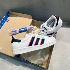 Superstar 3D Color White Black IE7388