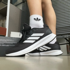 Runfalcon 5 Wide Black White IE0556