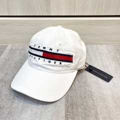 Nón Tommy Hilfiger Flag Stripe Logo Baseball Cap White 78B4207 100