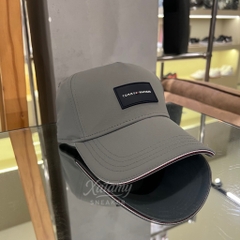 Nón Lưỡi Trai Tommy Hilfiger Logo Patch Baseball Cap Grey XM04779 971