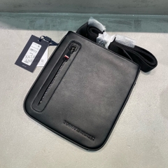 Túi Tommy Hilfiger Modern PU Mini Crossover Black AM12234 001