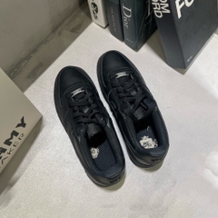Air Max 1 Tripple Black FV5951 001