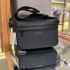 Túi Calvin Klein Logo Crossbody Camera Bag Black 4D3088G 001