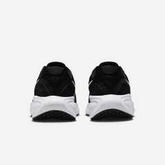 Nike Revolution 8 Wide Black White HQ1996 001