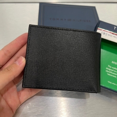 Ví Tommy Hilfiger Leather Credit Card Id Passcase Wallet Billfold Black 31TL22X019