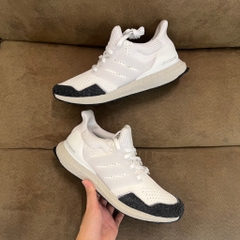 UltraBoost 1.0 Cloud White Core Black IH4927