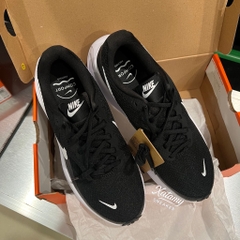 Nike Revolution 8 Black White HJ9198 003