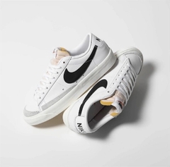Nike Blazer Low '77 Vintage White Black DA6364 101