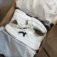 On The Roger Pro 2 All White 3ME10300108