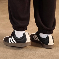 VL COURT 2.0 Core Black Gum ID6017