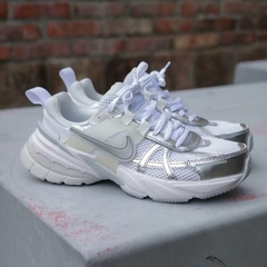 Nike V2K Run ‘Metallic Silver’ FD0736 104