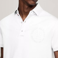 Áo Polo Tommy Hilfiger Regular Fit TH Logo Interlock White MW30807 101