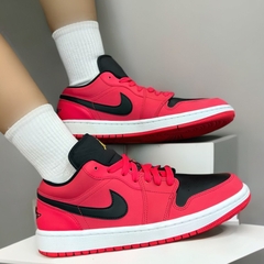 Jordan 1 LOW Siren Red DC0774 600