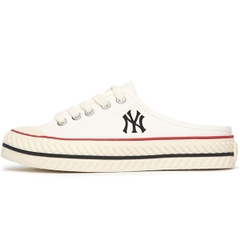 MLB Mule White đạp gót