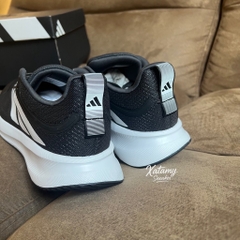 Runblaze Black White JQ0630