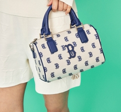 Túi MLB Classic Monogram JQD Boston Bag S Red Sox Beige 3ABWS013N 43BGL