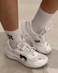 On The Roger Pro 2 ‘All White’ (NO BOX) 3ME10300108